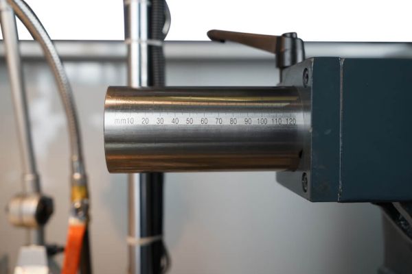 Станок токарный Metal Master Z50100 DRO RFS С УЦИ - фото