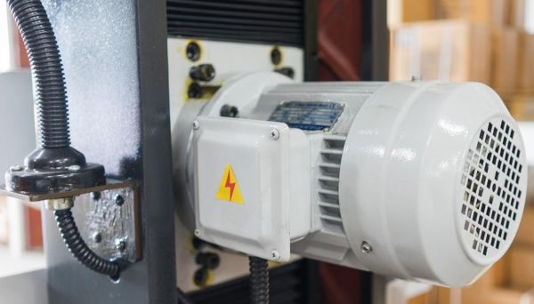 Плоскошлифовальный станок Stalex M818 - фото