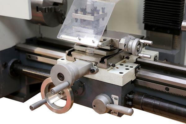 Токарный станок Metal Master MML 2550 - фото