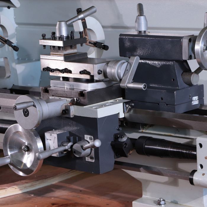 Универсальный токарный станок PROMA SPZ-700 - фото