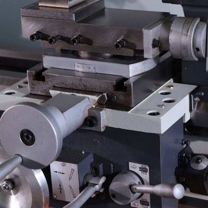 Универсальный токарный станок PROMA SPZ-700 - фото