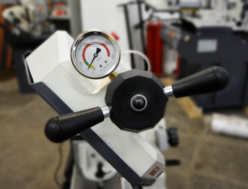 Ленточная пила по металлу Metal Master BSG-812 - фото