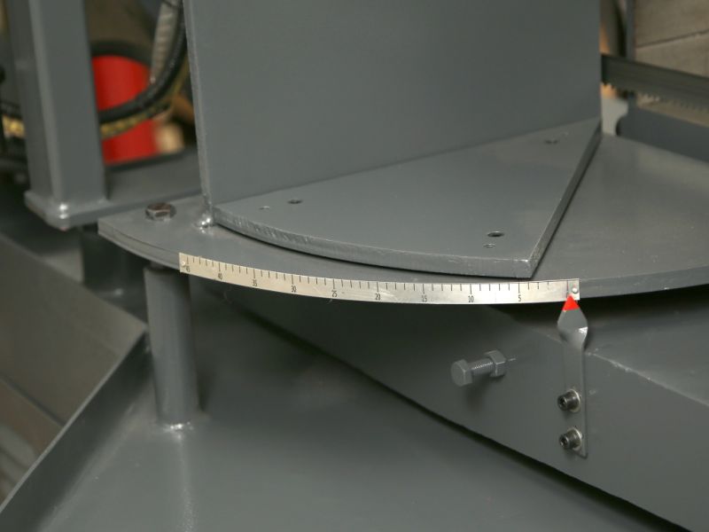 Двухколонный полуавтоматический ленточнопильный станок Metal Master MGH-400Z - фото