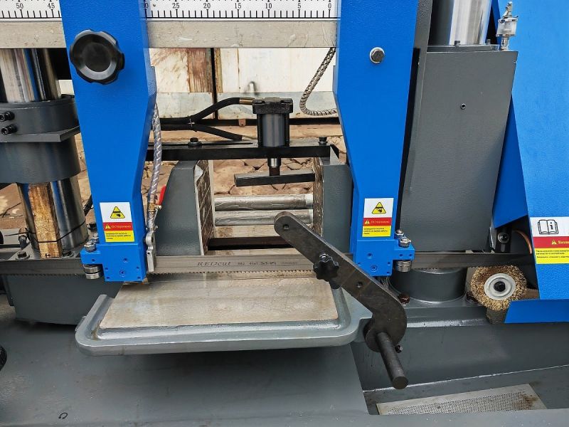 Двухколонный полуавтоматический ленточнопильный станок MetalTec BS 400 CH - фото