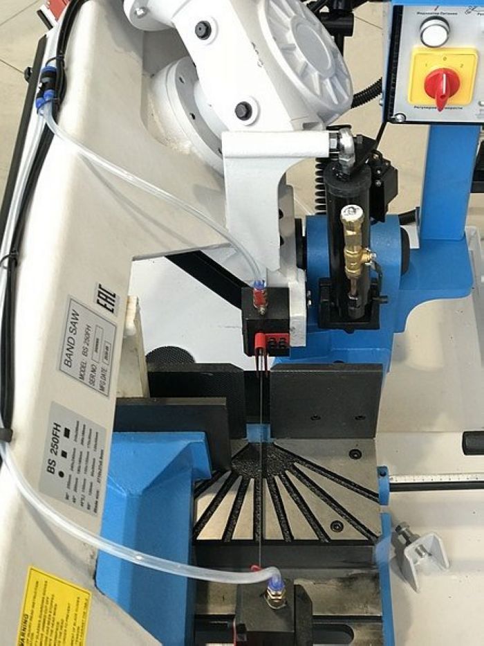 Ленточная пила по металлу MetalTec BS 250 FH - фото