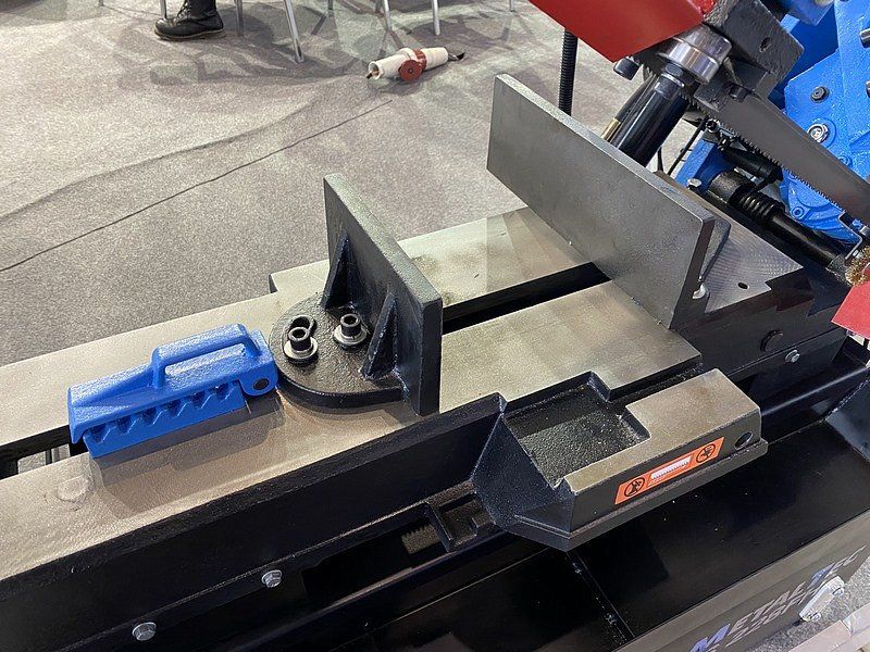 Ленточная пила по металлу MetalTec BS 228 FH - фото