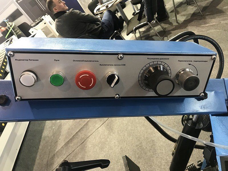 Ленточная пила по металлу MetalTec BS 228 FH - фото