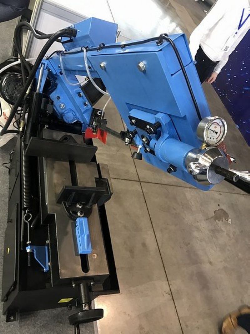 Ленточная пила по металлу MetalTec BS 228 FH - фото