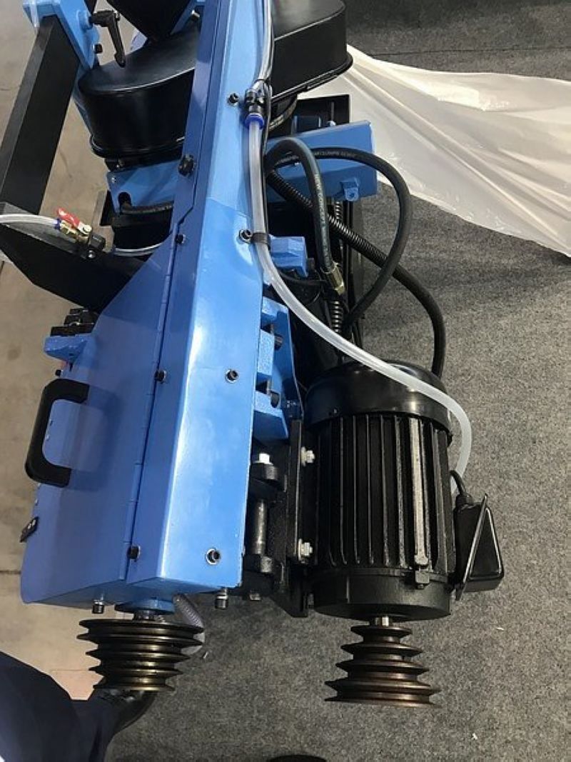 Ленточная пила по металлу MetalTec BS 228 FH - фото