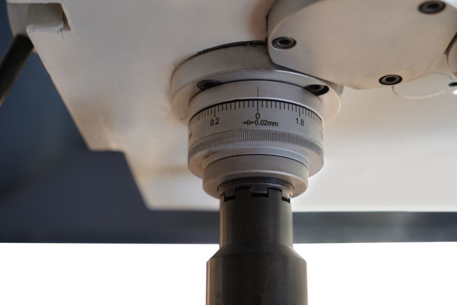 Станок фрезерный по металлу Metal Master DMM-200 DRO - фото