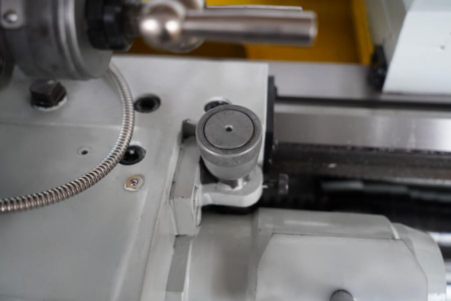 Станок токарный Metal Master ZM 50150 DRO RFS с УЦИ - фото