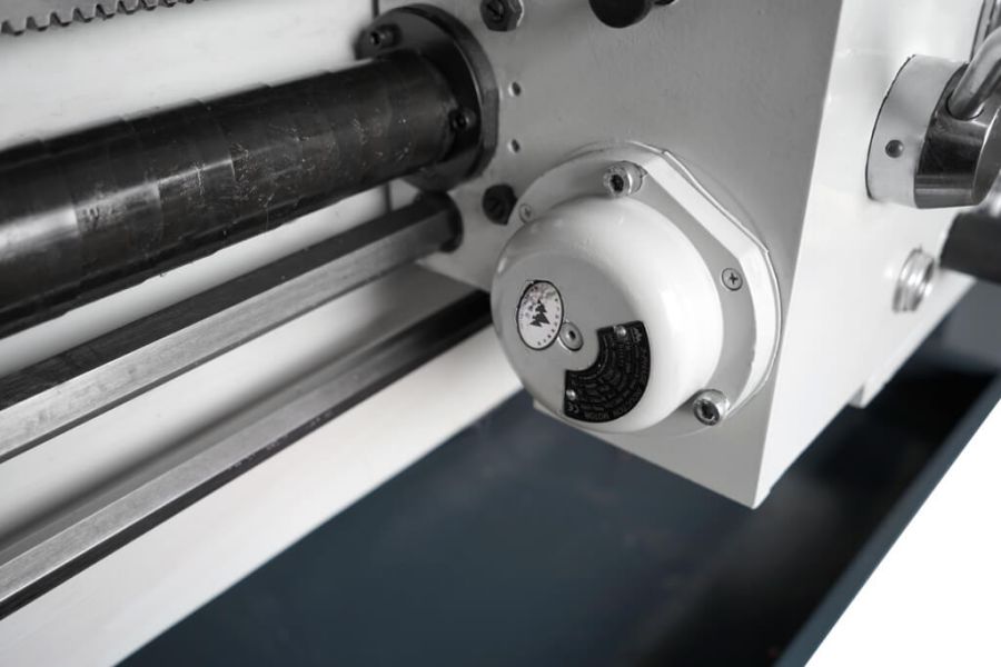 Станок токарный Metal Master ZM 50150 DRO RFS с УЦИ - фото