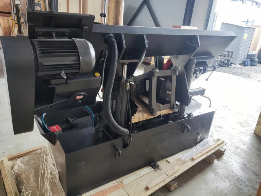 Двухколонный полуавтоматический ленточнопильный станок MetMachine LS4040-000000 - фото