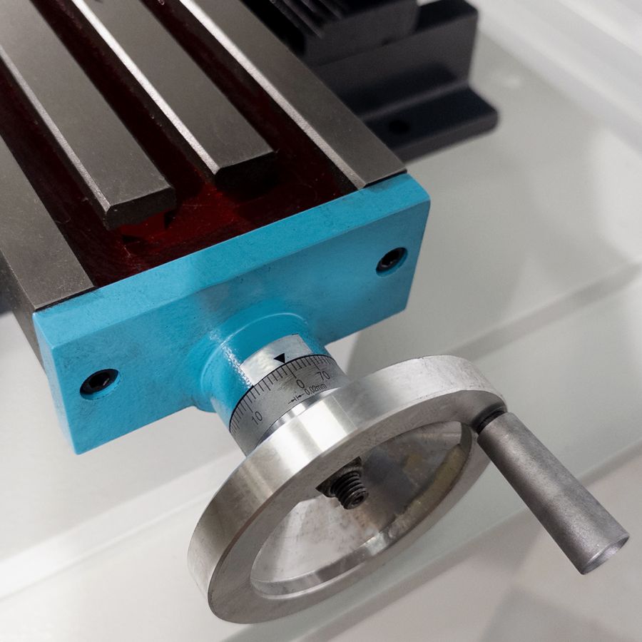 Фрезерно-сверлильный станок AURA FM-25VL - фото