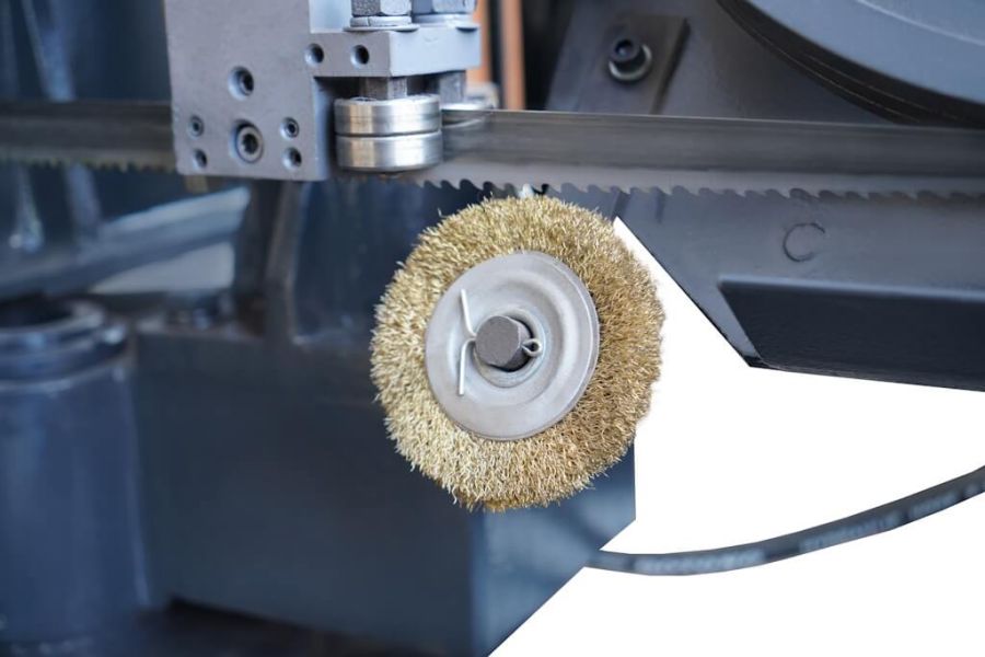 Двухколонный полуавтоматический ленточнопильный станок Metal Master MGH-500 Z60 - фото