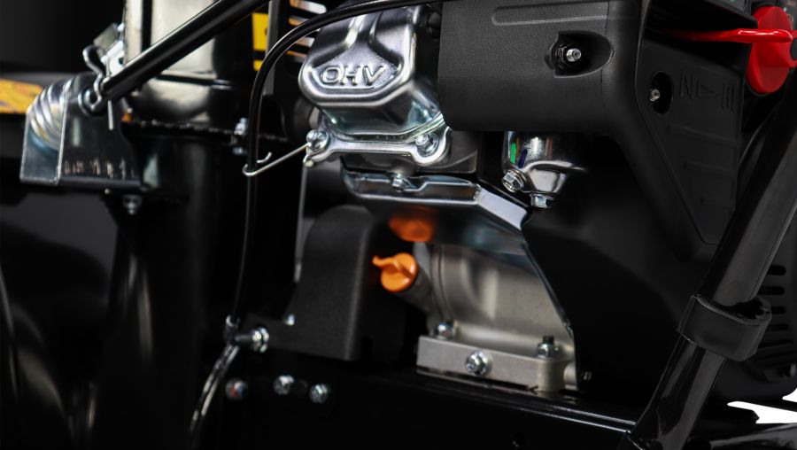 Снегоуборщик бензиновый Champion STT761E - фото