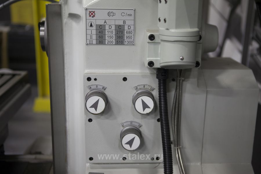 Универсально-фрезерный станок STALEX MUF65 - фото