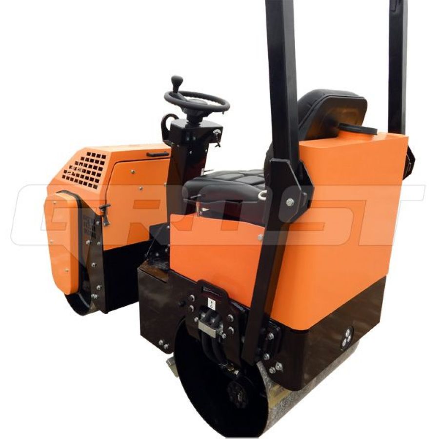 Виброкаток с сиденьем оператора GROST VR1000 - фото