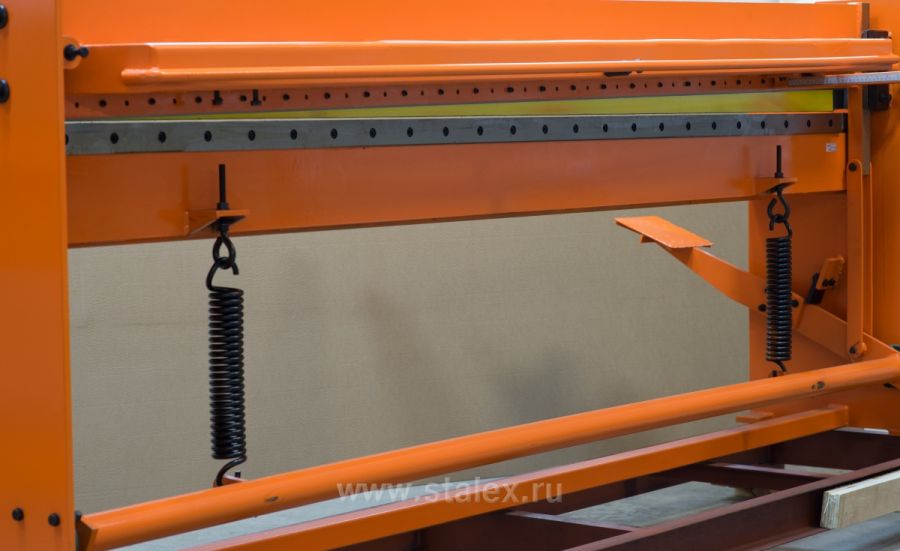 Гильотина ножная Stalex Q01-1.6x1320B - фото