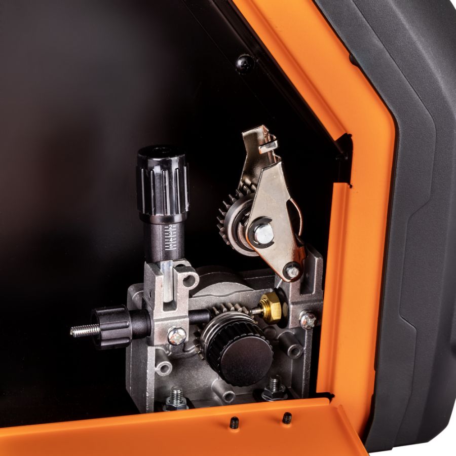 Сварочный полуавтомат FoxWeld InverMig 200 DP - фото