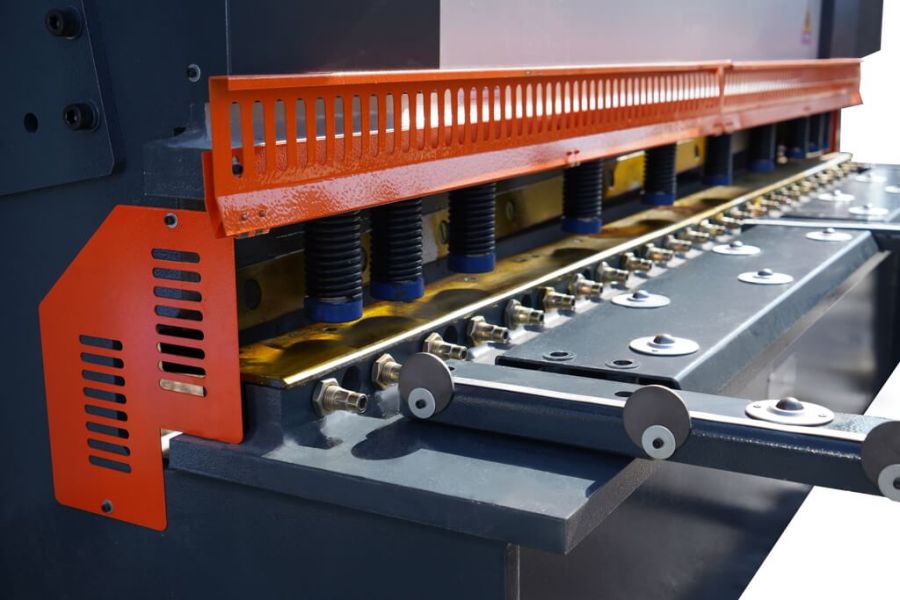 Гильотина гидравлическая METALMASTER HCJ 2540 Е - фото