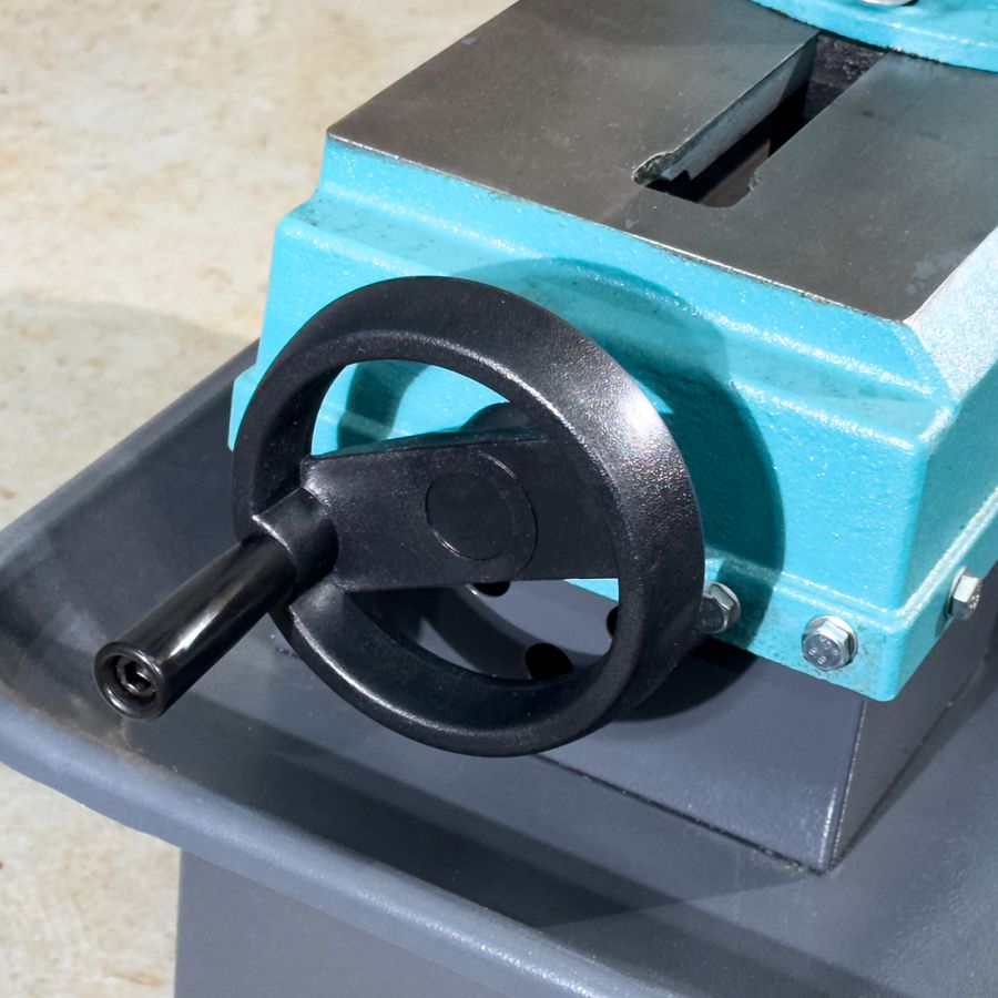 Ленточная пила по металлу AURA LM-180B/380 - фото