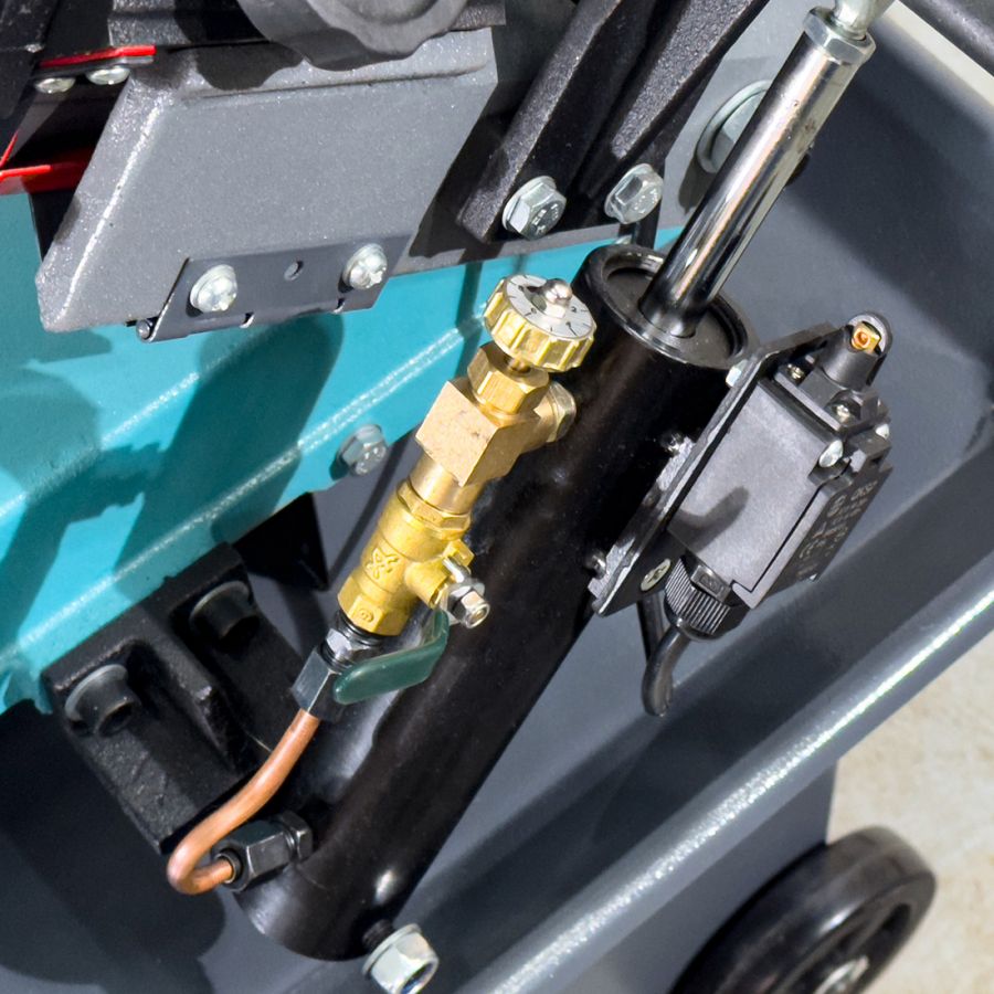 Ленточная пила по металлу AURA LM-180B/380 - фото