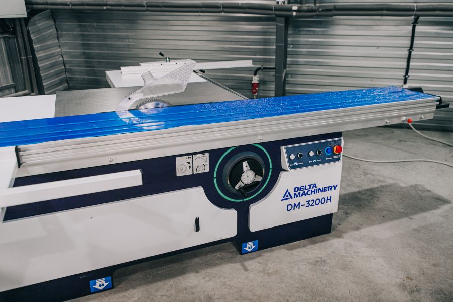 Форматно-раскроечный станок DELTAMACHINERY DM-3200H - фото