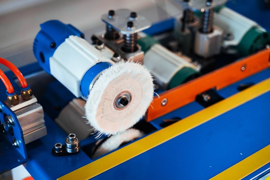 Кромкооблицовочный станок DELTAMACHINERY DM-110 - фото