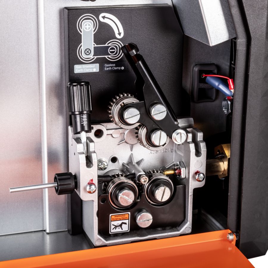 Сварочный полуавтомат FoxWeld SAGGIO MIG 200-S DP LCD PFC - фото