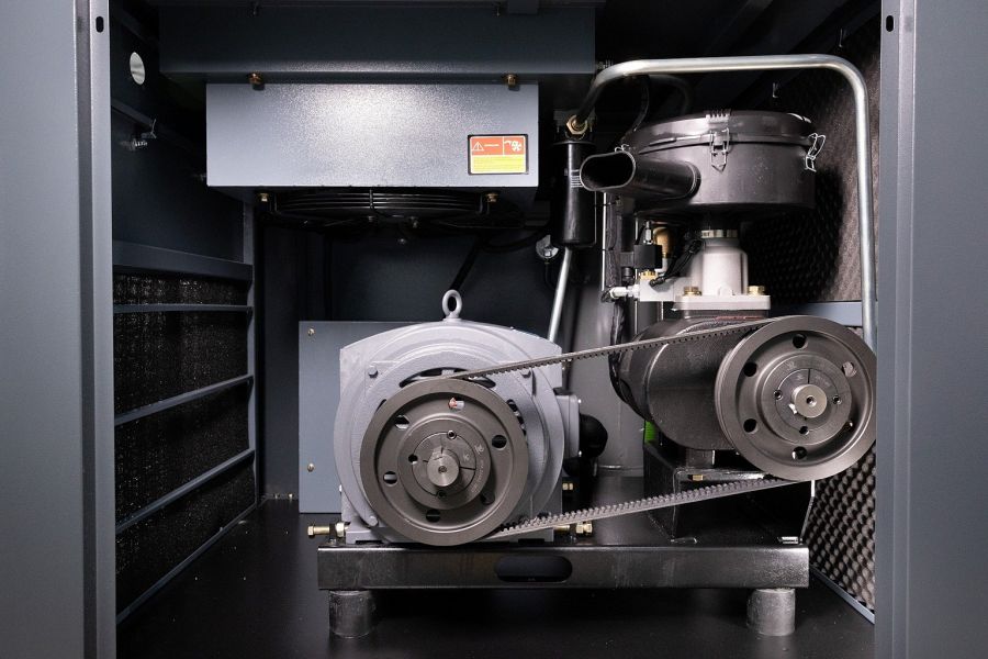 Компрессор винтовой Ironmac IC 10/10 B 500L IP 54 - фото