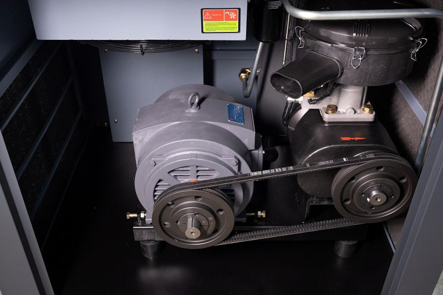 Компрессор винтовой Ironmac IC 10/10 B 500L IP 54 - фото