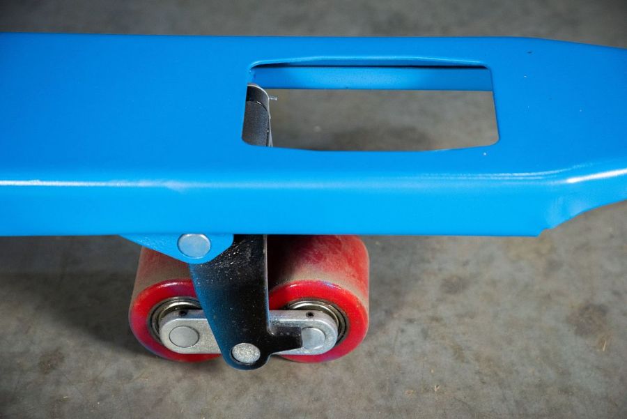 Тележка гидравлическая 2500 кг 1220х685 мм TOR RHP широковильная (полиуретановые колеса) - фото