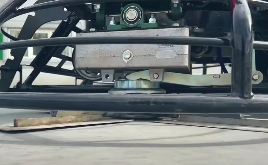 Затирочная машина бензиновая Linolit® RT 1001 - фото