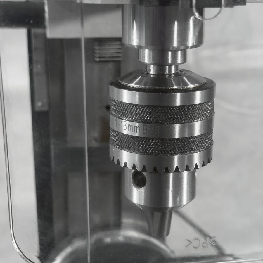 Вертикально-фрезерный станок PROMA FPX-25Е - фото