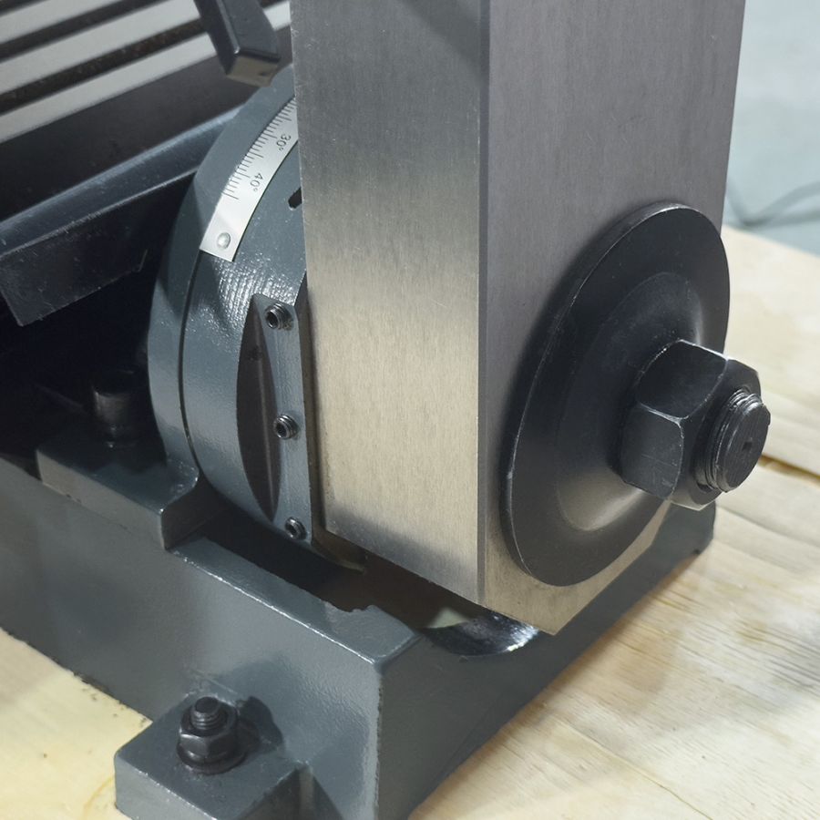 Вертикально-фрезерный станок PROMA FPX-25Е - фото