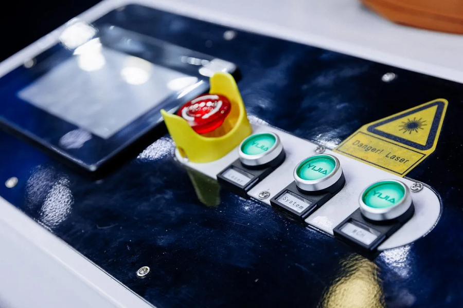 Оптоволоконная лазерная сварочная установка MetalTec WL 3000 - фото