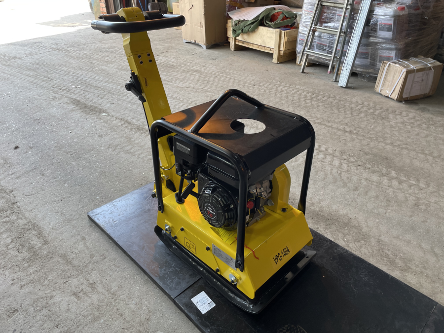 Виброплита VEKTOR VPG-140A - фото