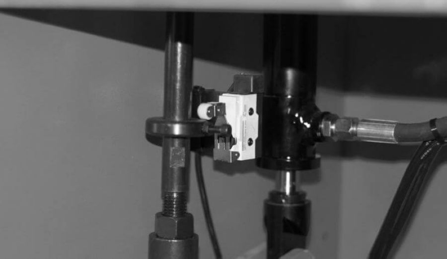 Гильотина гидравлическая STALEX HQ01-1.6X2500B - фото