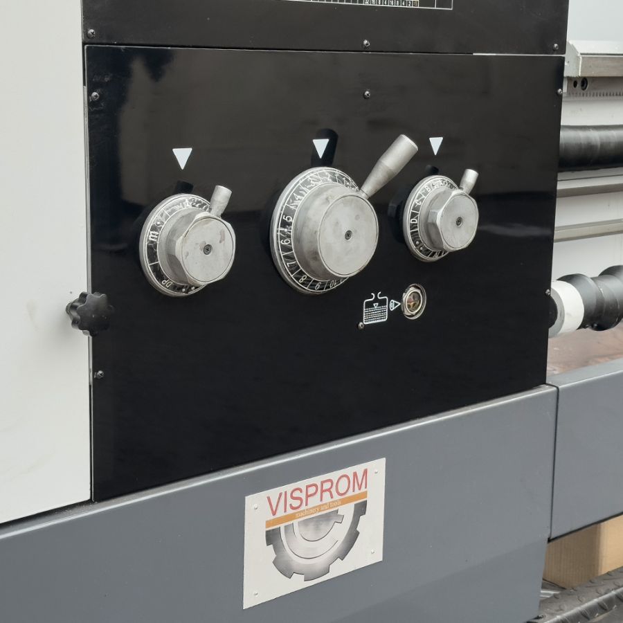 Универсальный токарный станок VISPROM SPV-1500/660 с УЦИ - фото