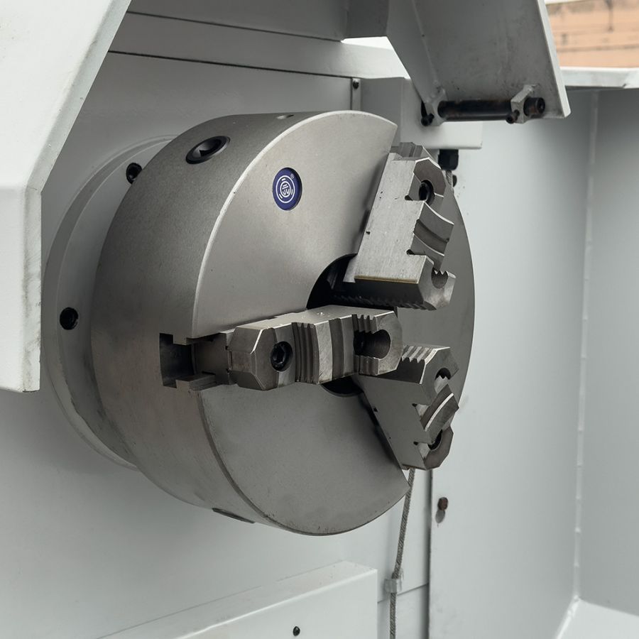 Универсальный токарный станок VISPROM SPV-1500/660 с УЦИ - фото