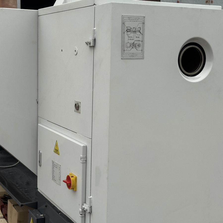 Универсальный токарный станок VISPROM SPV-1500/660 с УЦИ - фото