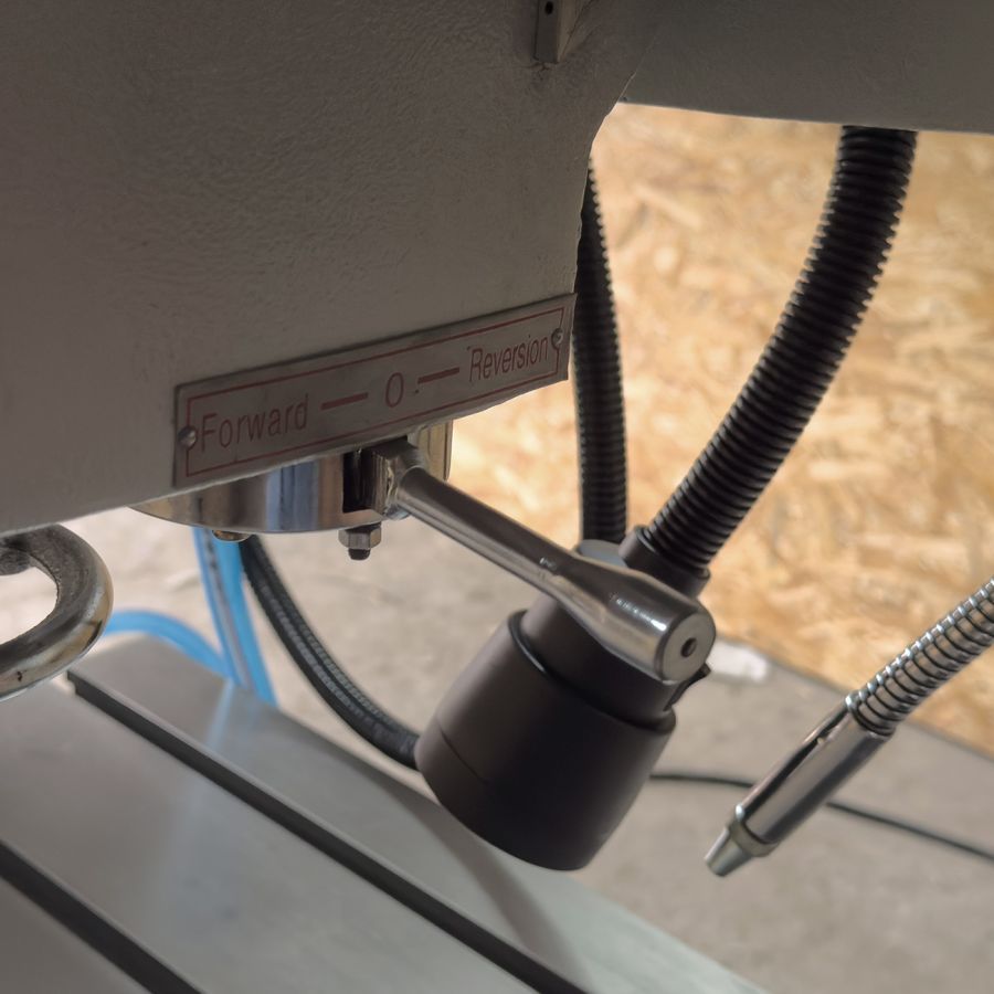 Радиально-сверлильный станок VISPROM RV-32V - фото