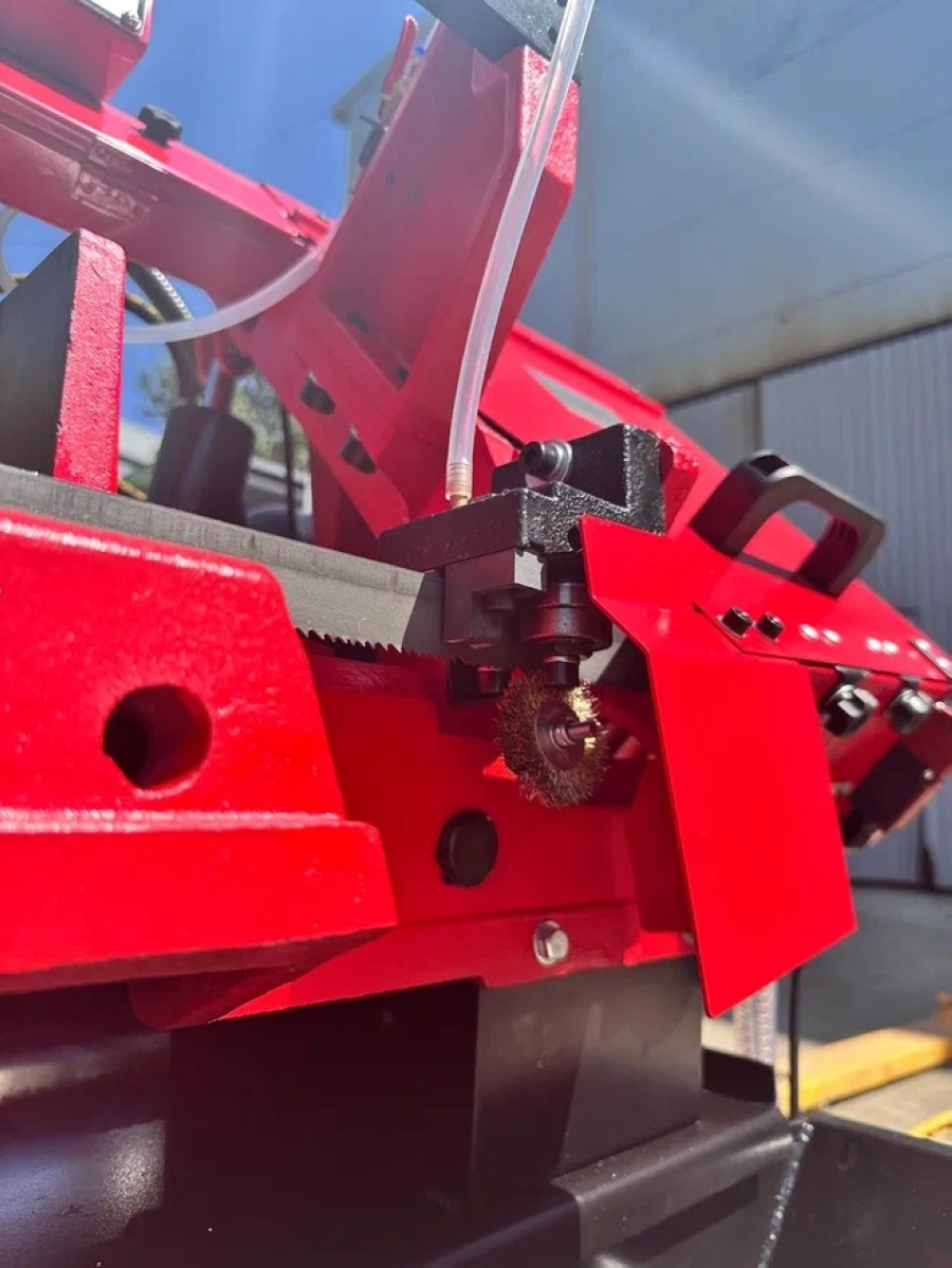 Ленточная пила по металлу MetMachine LSZ1523 - фото