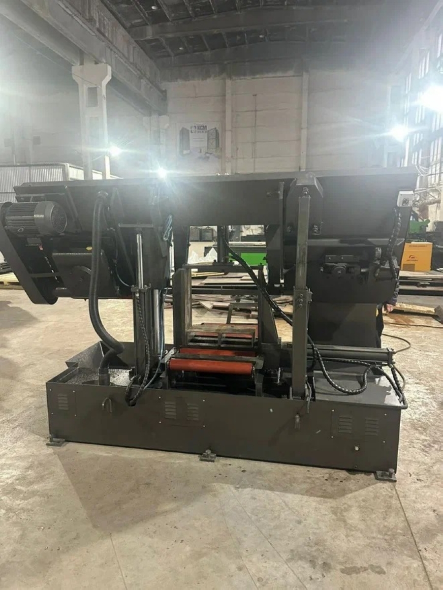 Двухколонный полуавтоматический ленточнопильный станок MetMachine LS4050-NH00T0 - фото