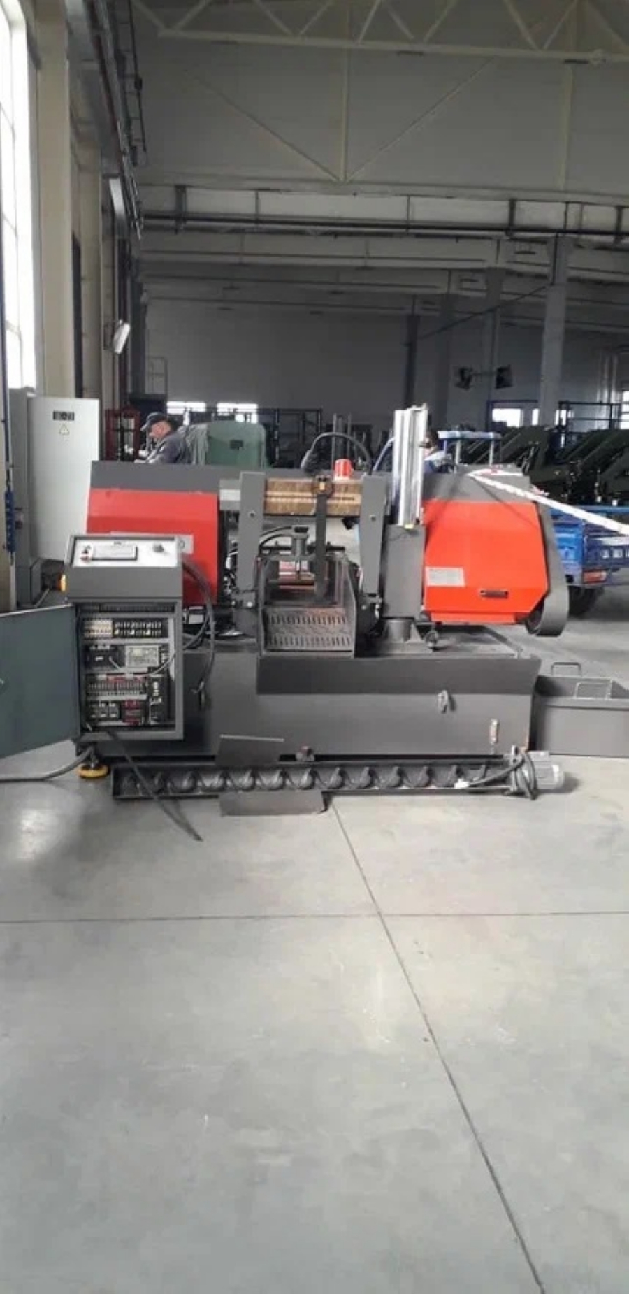 Станок ленточный автоматический MetMachine ALS4040 - фото