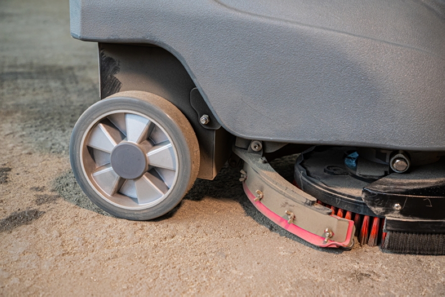 Машина поломоечная с АКБ GEL 24/35 В/Ач TOR MINI 350 - фото